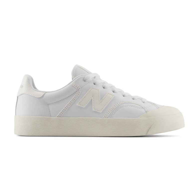 NEW BALANCE Baskets BB100 - Mixte