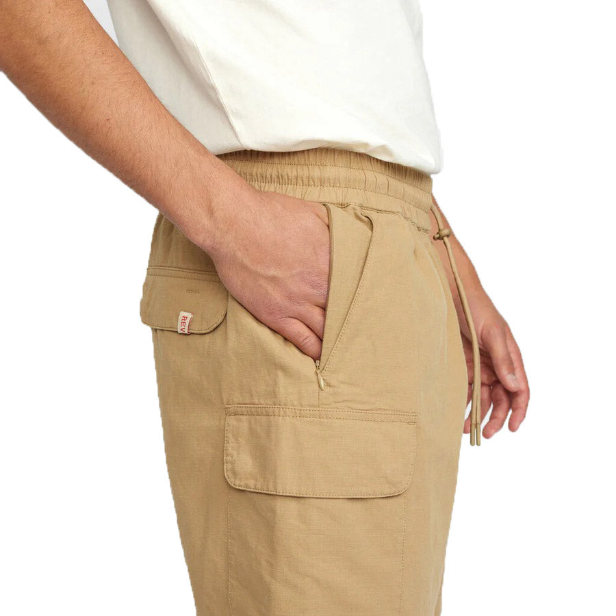 REVOLUTION Cargo Shorts