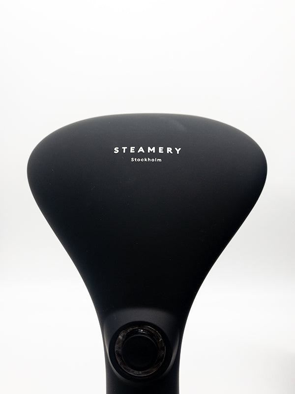 STEAMERY Cirrus handheld steamer (black)